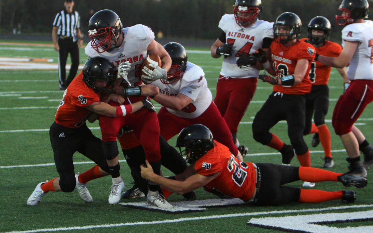 Prep Football Nichols Chwala And Potaczek Lead Stanley Boyd