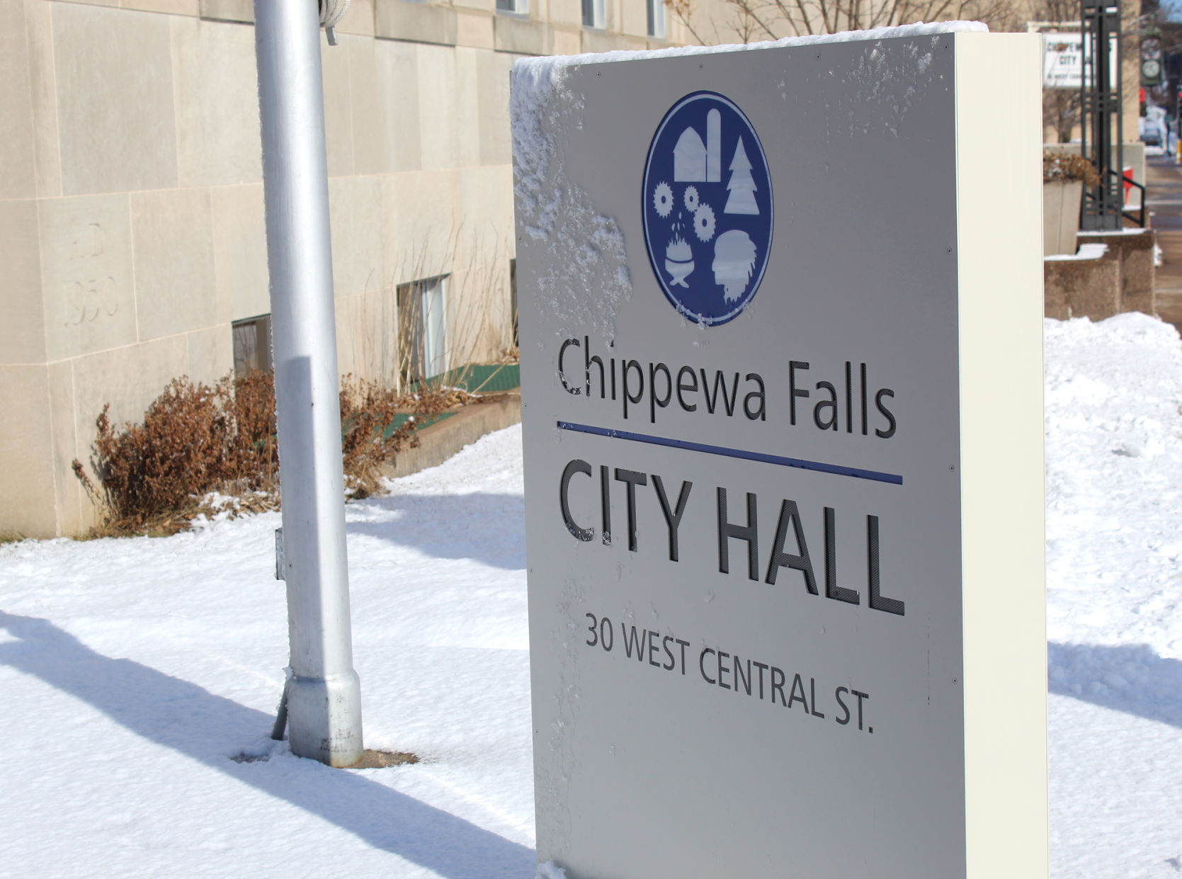 Public praises tiny houses at hearing for Chippewa Falls church