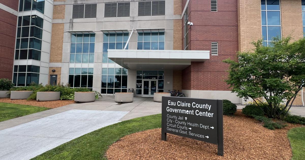 Eau Claire schools secure after knife wielding man arrested Eau Claire schools secure after knife wielding man arrested