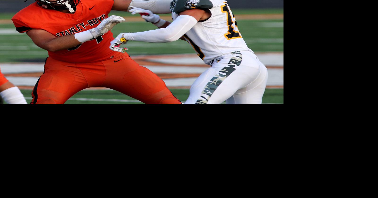 IN PHOTOS: Stanley-Boyd football hosts Cadott 8-28-26