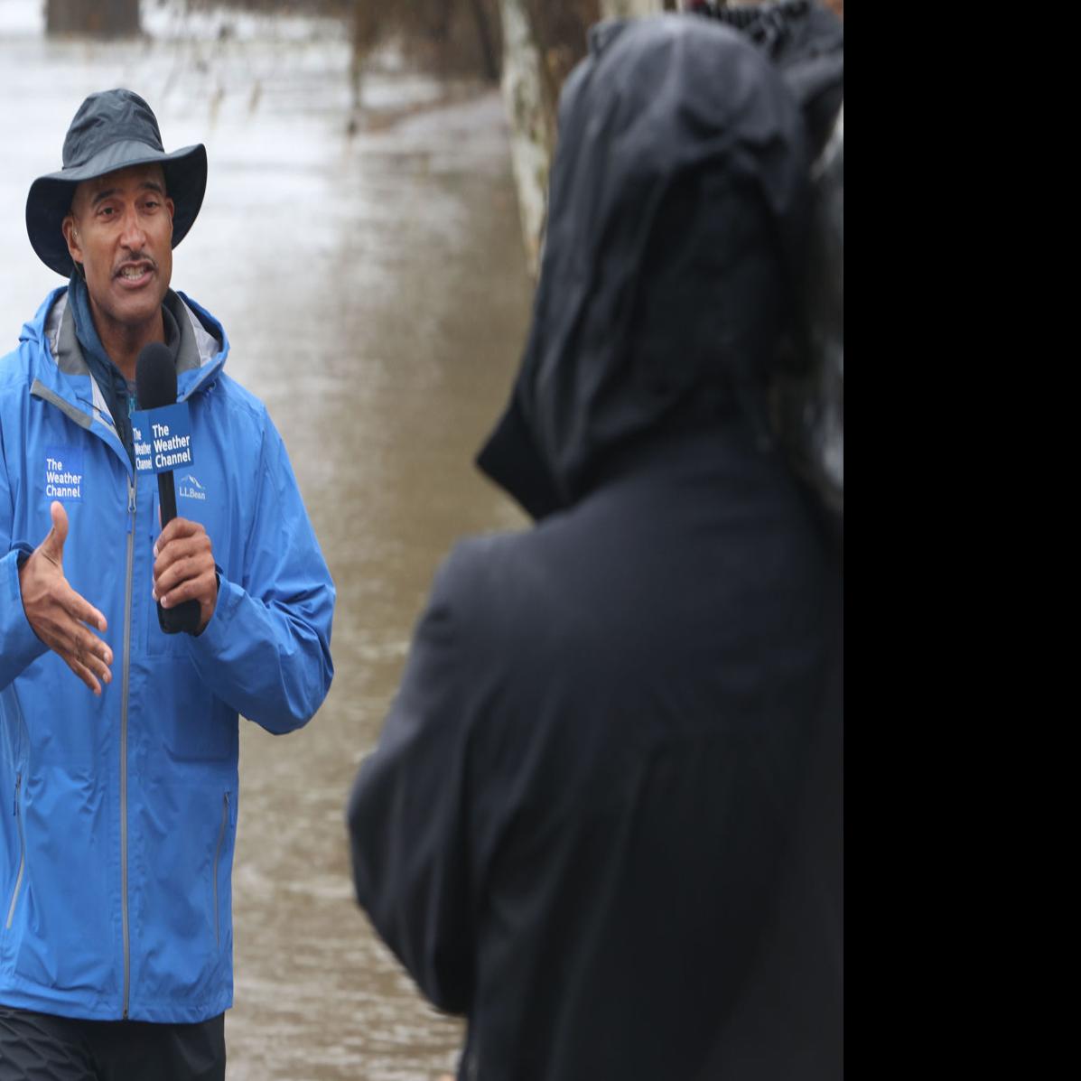 Lands End To Outfit The Weather Channel S Meteorologists