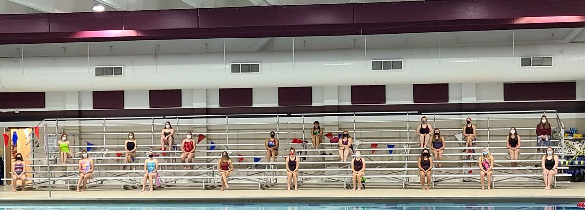2020 Menomonie Girls Swimming Team