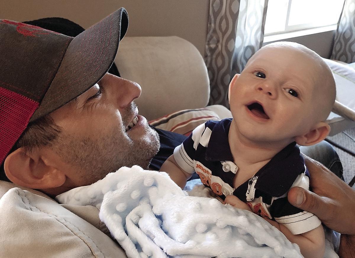 pestillo Mal humor Fusión Something I still think about every day': Father of Jaxon Hunter remembers  six-month-old son three years after his death
