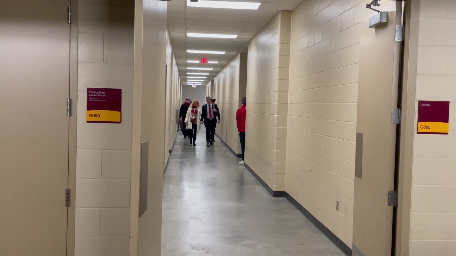 Wisconsin football team heads into Huntington Bank Stadium locker room