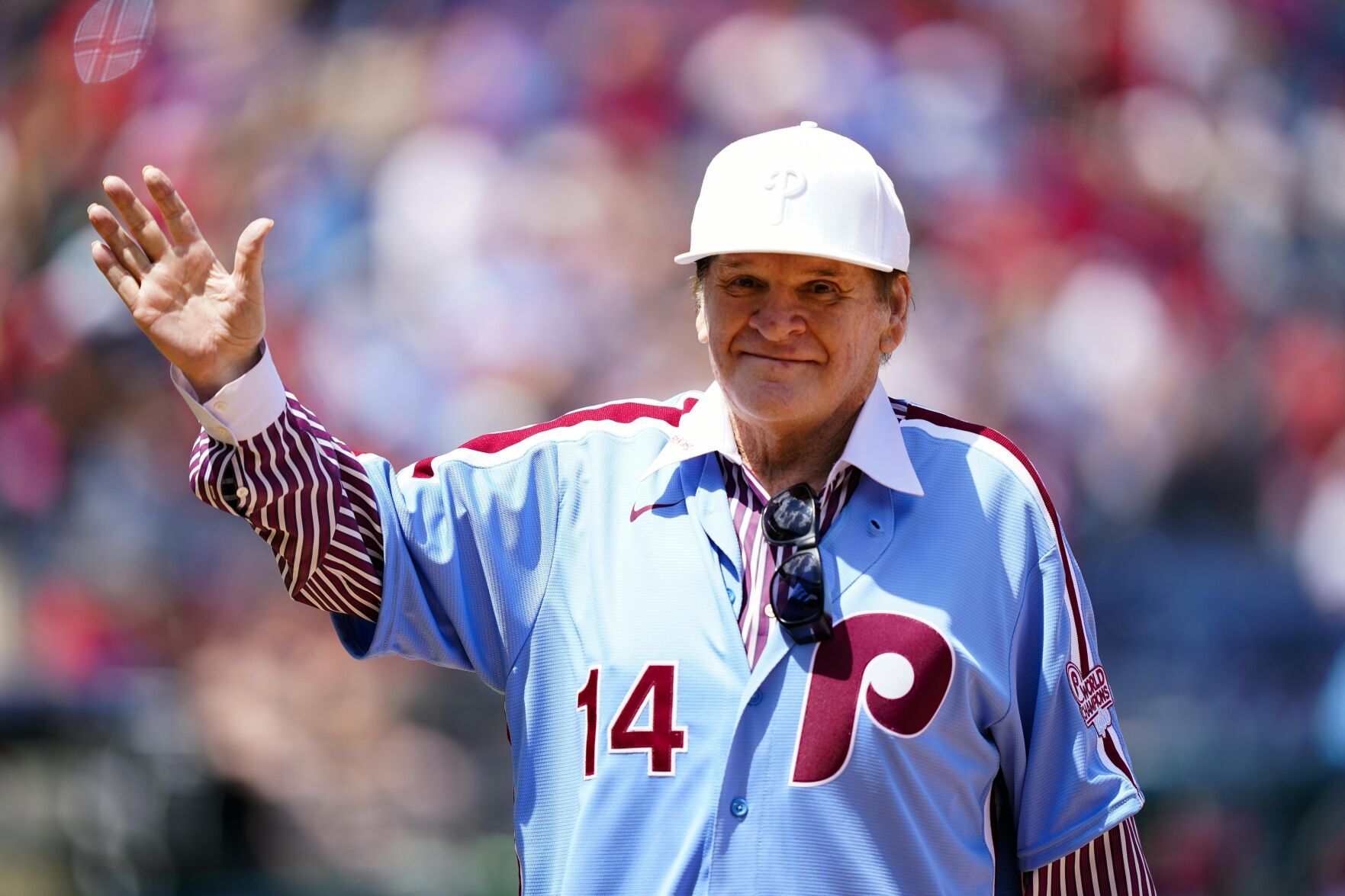 MLB reinstates Pete Rose and Shoeless Joe Jackson