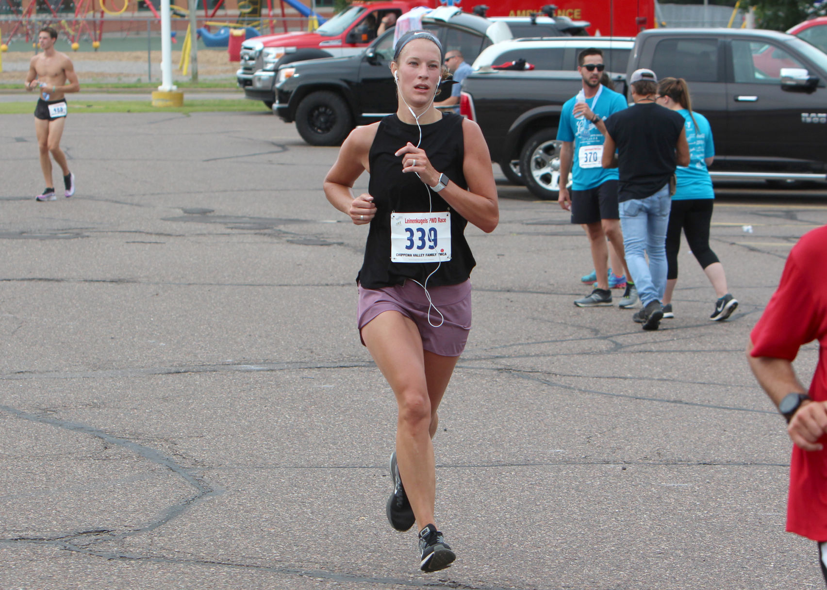 Leinenkugel s Pure Water Days Races Brent Kann Karen Swanson