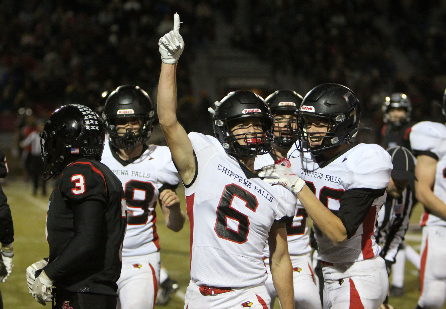 Prep Football Division 1 Playoffs Chi Hi s two point gamble pays