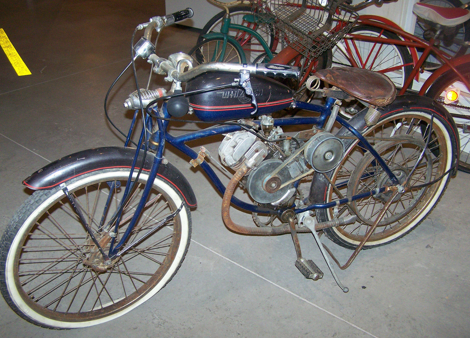 whizzer motorized bicycle