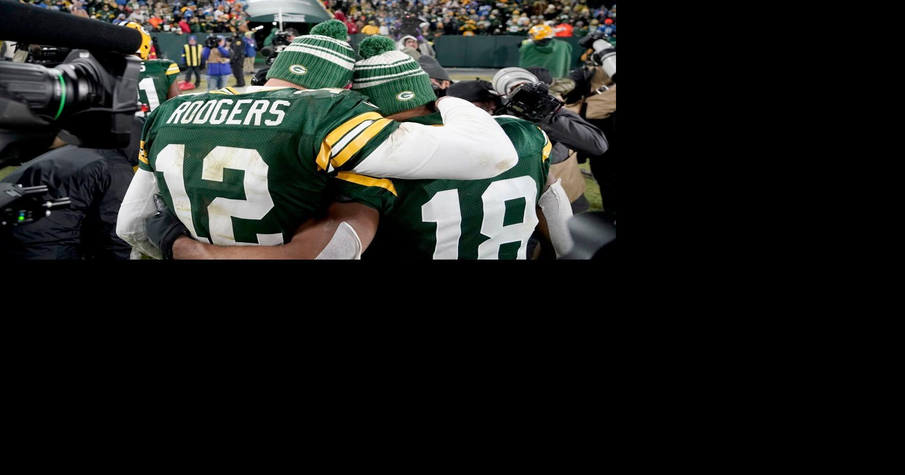 Aaron Rodgers is still with the Packers after his darkness retreat ...