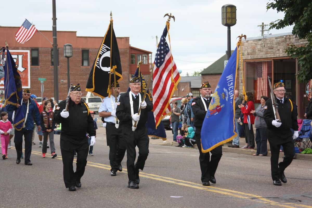 Chippewa Falls honors fallen soldiers at annual Memorial Day Parade