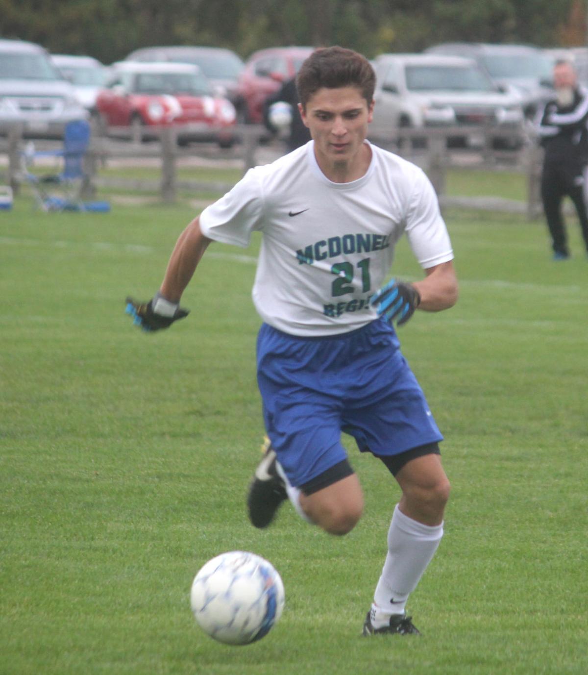 McDonell/Regis vs Black River Falls boys soccer 10-10-17