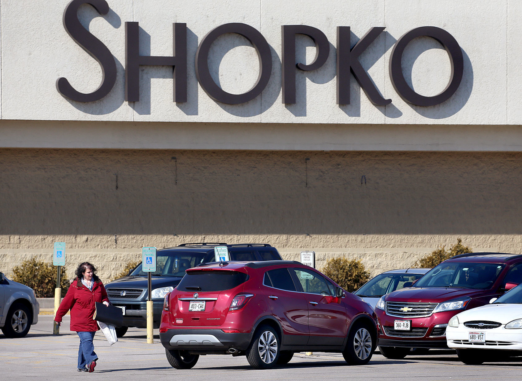 All remaining Shopko stores including Chippewa Falls to close