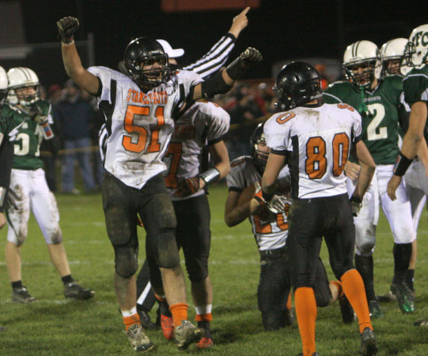 Stanley-Boyd football holds off Fall Creek 28-21, advances to Level 3