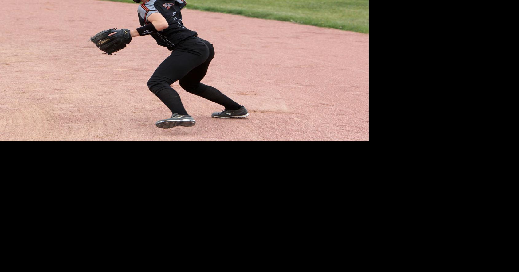 Tuesday Prep Roundup Bloomer softball sweeps Thorp, takes lead atop