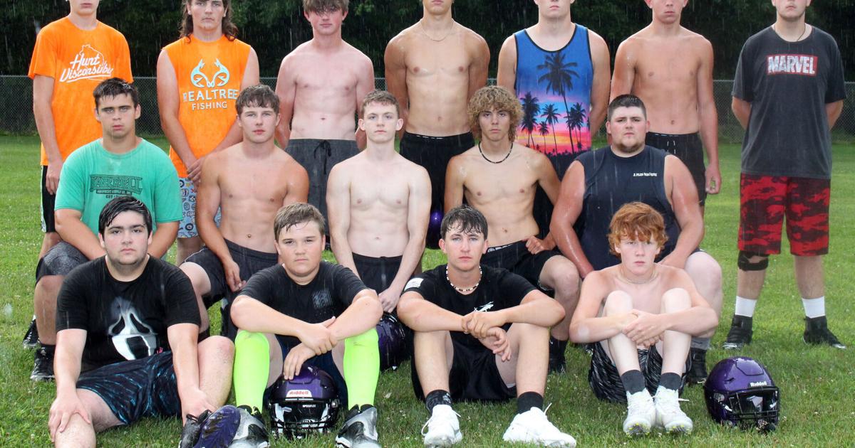 High School Football Preview: Lake Holcombe learning on the fly with new head coach