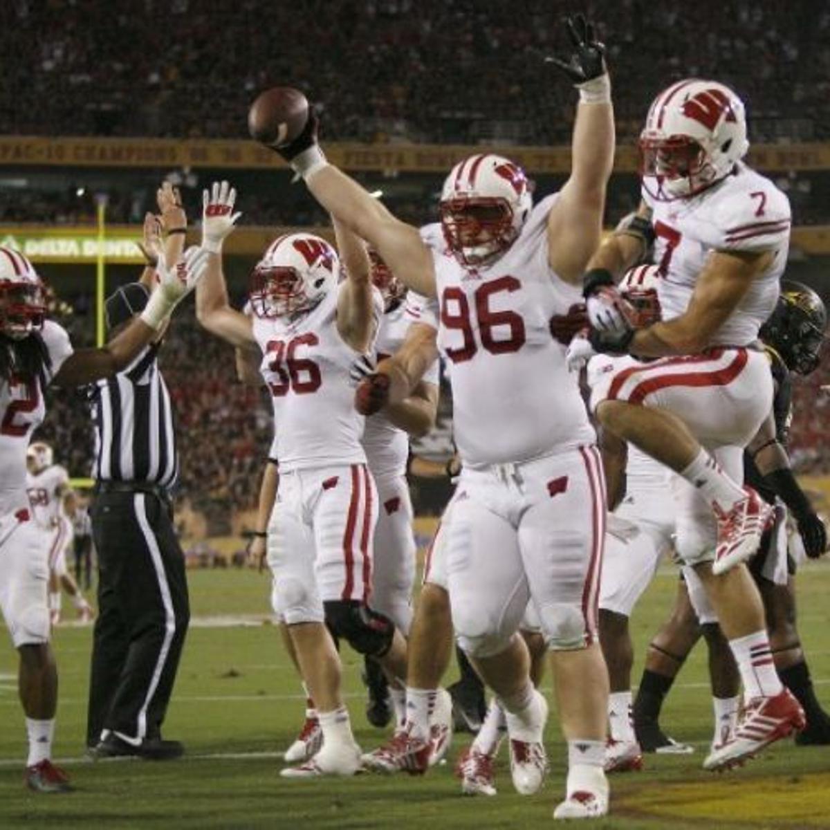 Badgers Football Beau Allen Off To Dominant Start In Middle Of Uw S Defense College Football Chippewa Com