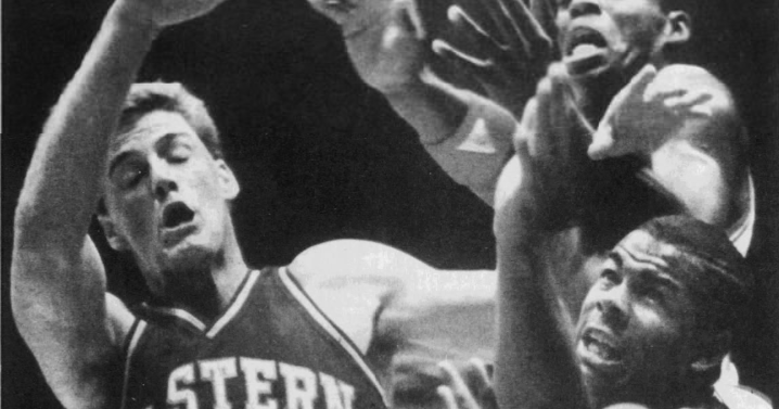 Former Wisconsin men's basketball captain dies at age 56