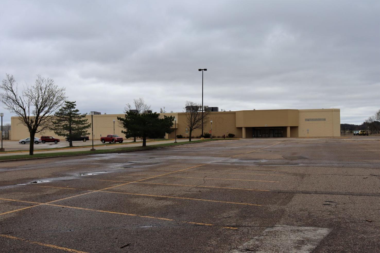 Menards opens new distribution center in former Chippewa Falls Shopko