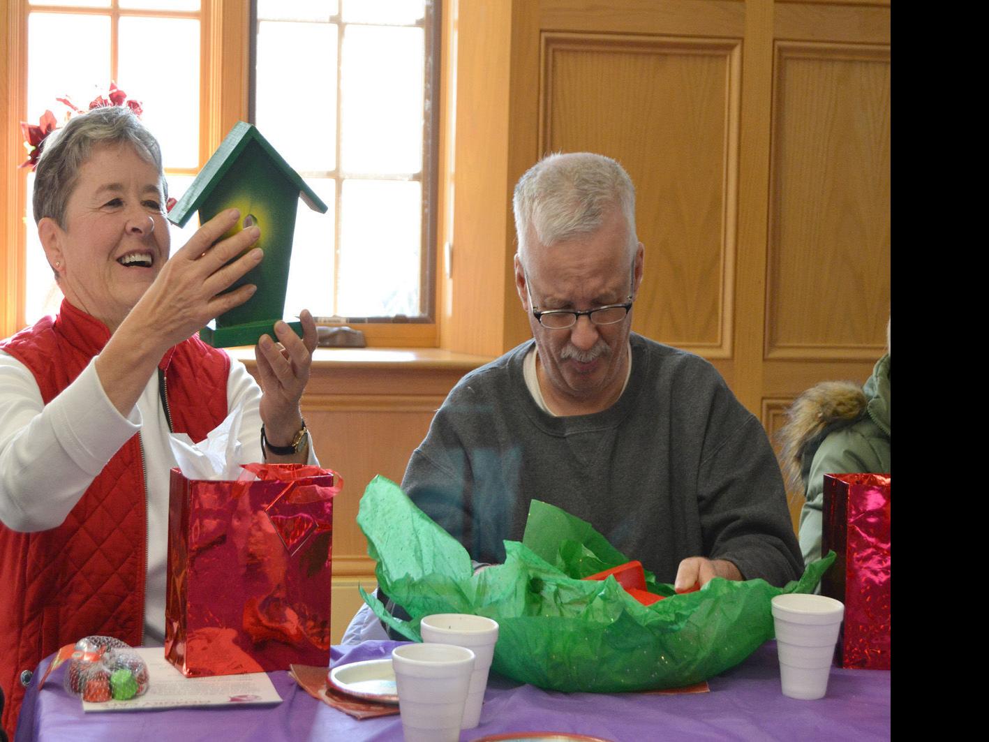 Unlocking Memories Cafe Helps Those With Dementia Local News Chippewa Com