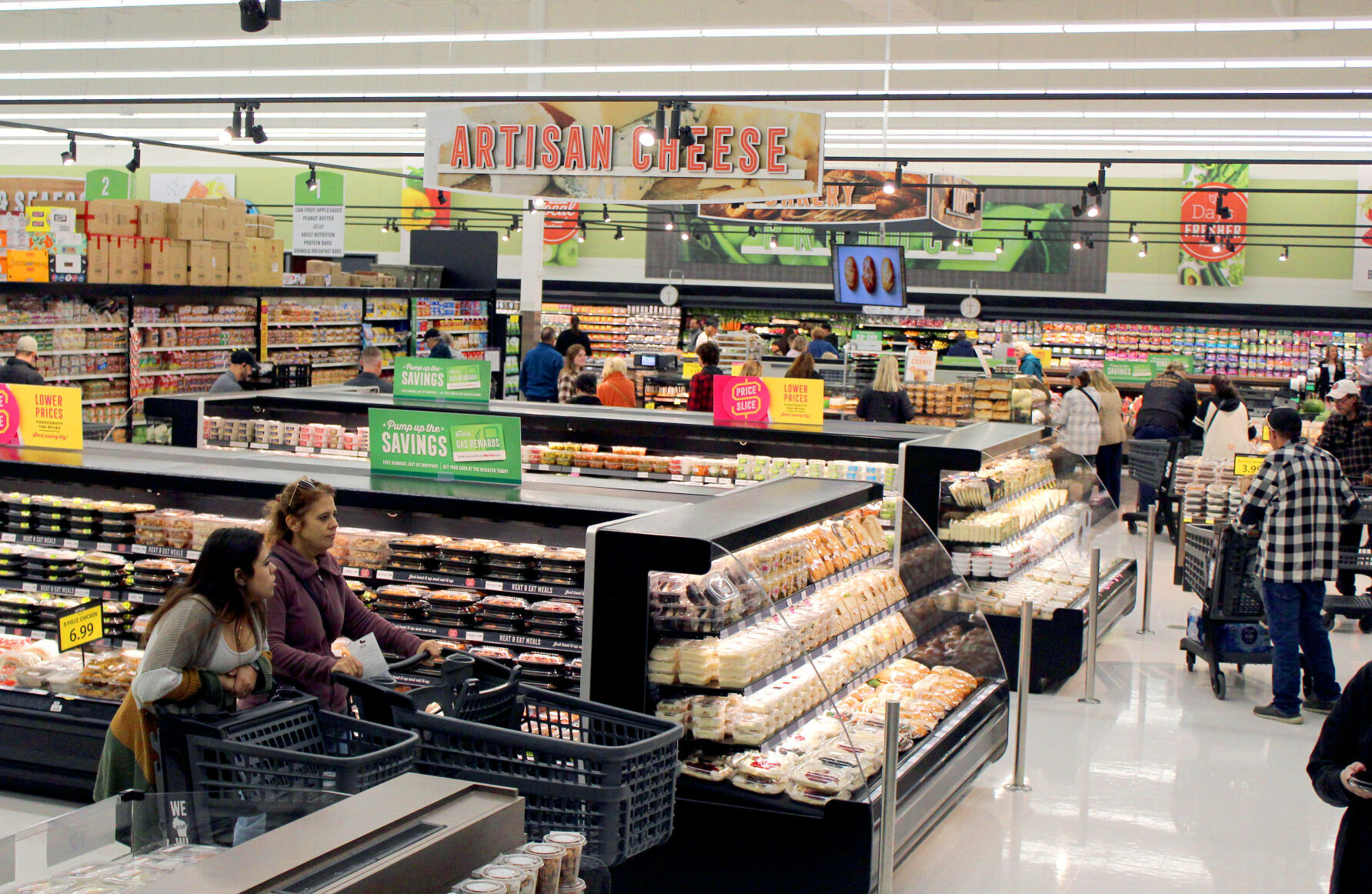 Pumped about this new grocery store Festival Foods opens in