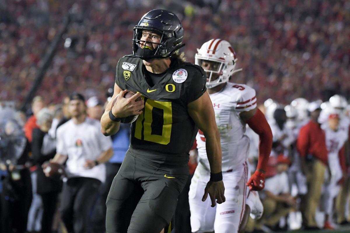 Oregon's Mario Cristobal, Justin Herbert have hilarious take on