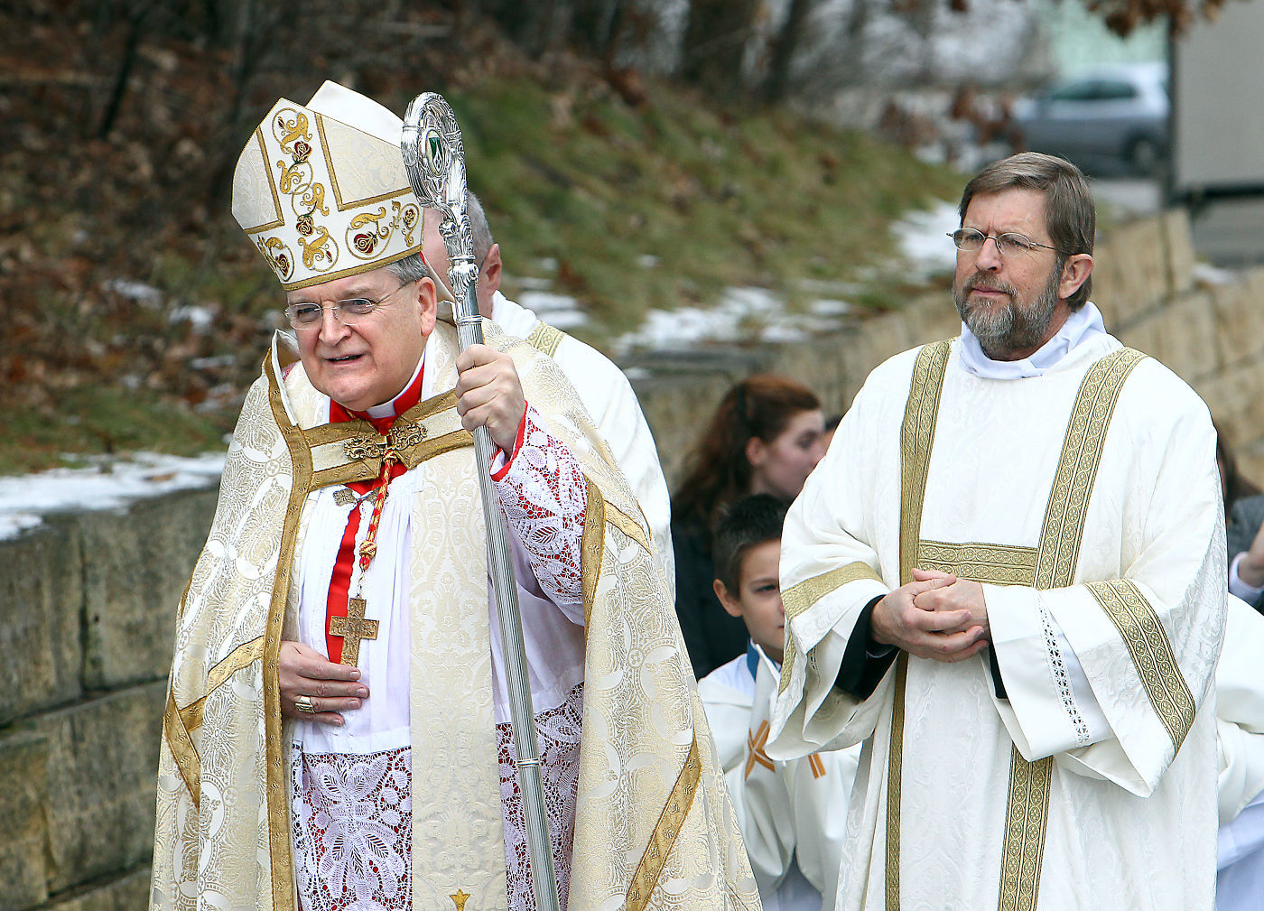 Pope probes Cardinal Burke s removal of official at center of