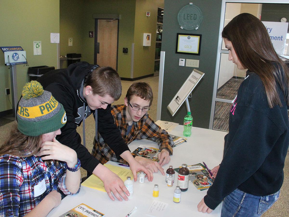 Menomonie students join CVTC ag skills event