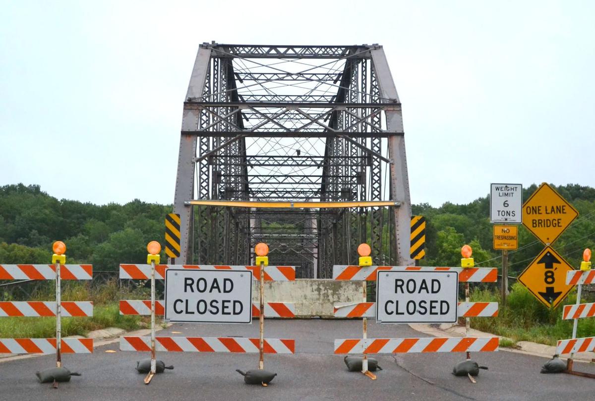 Cobban Bridge - Road Closed