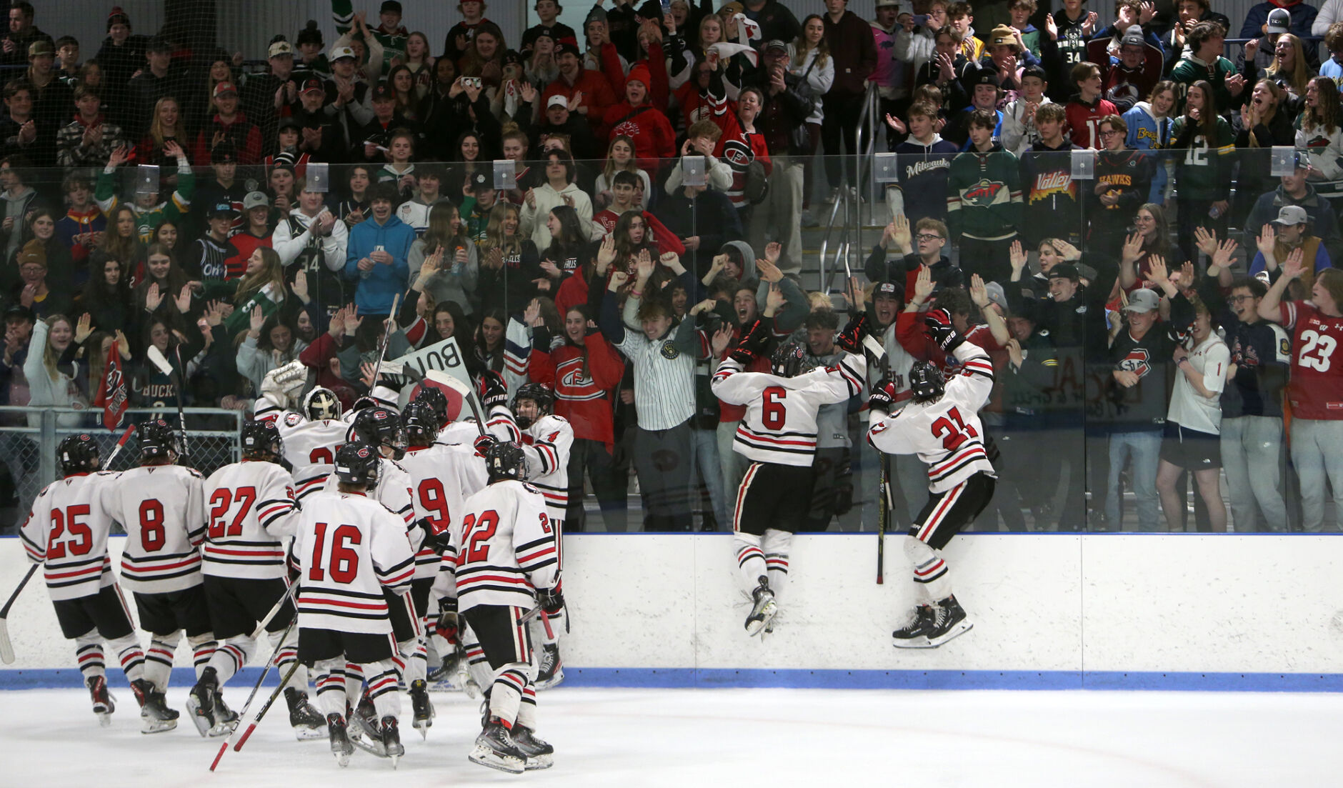 All phases firing for Chi Hi boys hockey entering state