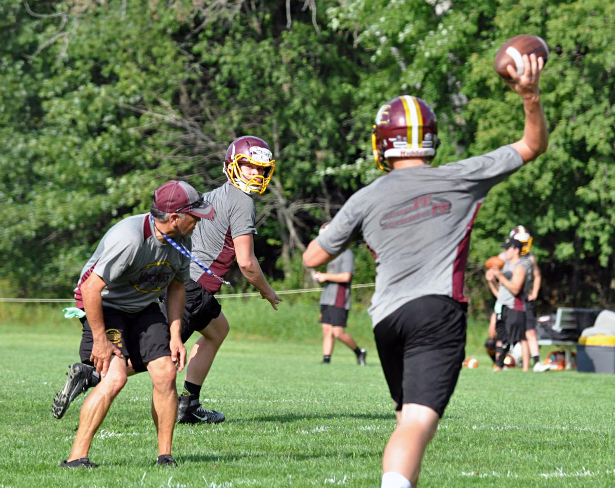 Roster turnover gives Menomonie new look | Football | chippewa.com