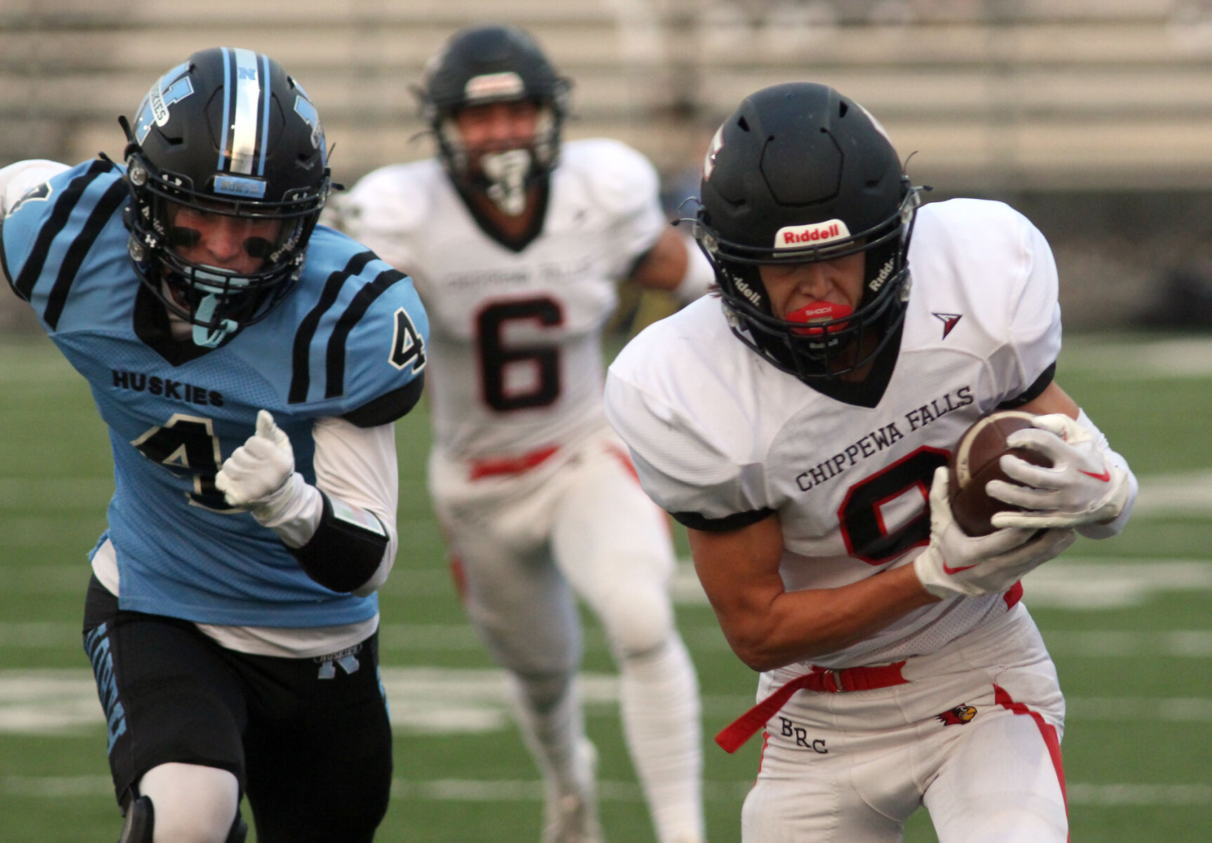 High School Football Chi Hi outlasts Eau Claire North