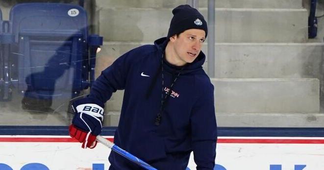New Wisconsin men's hockey assistant coach gets pay raise over his former job