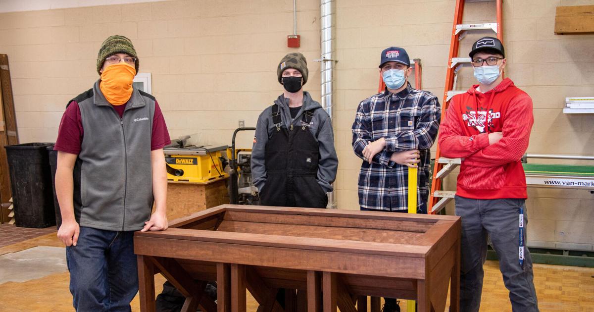 Building to sell: CVTC students build outdoor garden items to raffle at home and garden show | Local News Building to sell: CVTC students build outdoor garden items to raffle at home and garden show | Local News