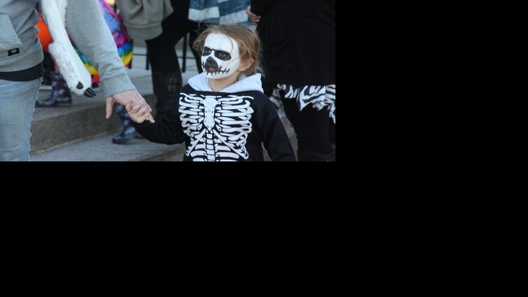 halloween 2020 near menomonie wi We Don T Want Kids To Miss Halloween Drive Thru Trick Or Treating Event To Be Held Oct 30 In Chippewa Falls Local News Chippewa Com halloween 2020 near menomonie wi