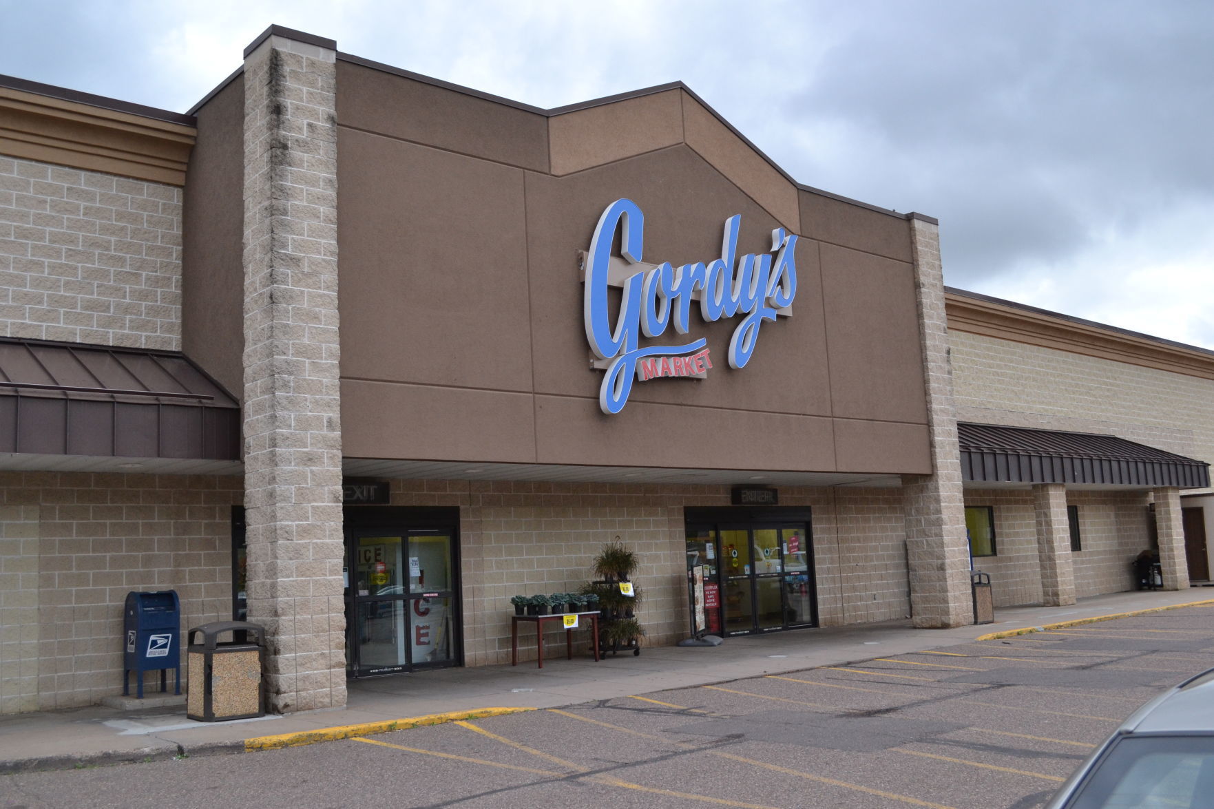 Former Gordy s stores will get a new name