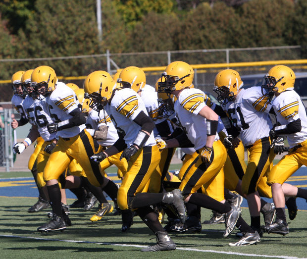Photos Cadott Football at Eau Claire Regis 101114 Highschool