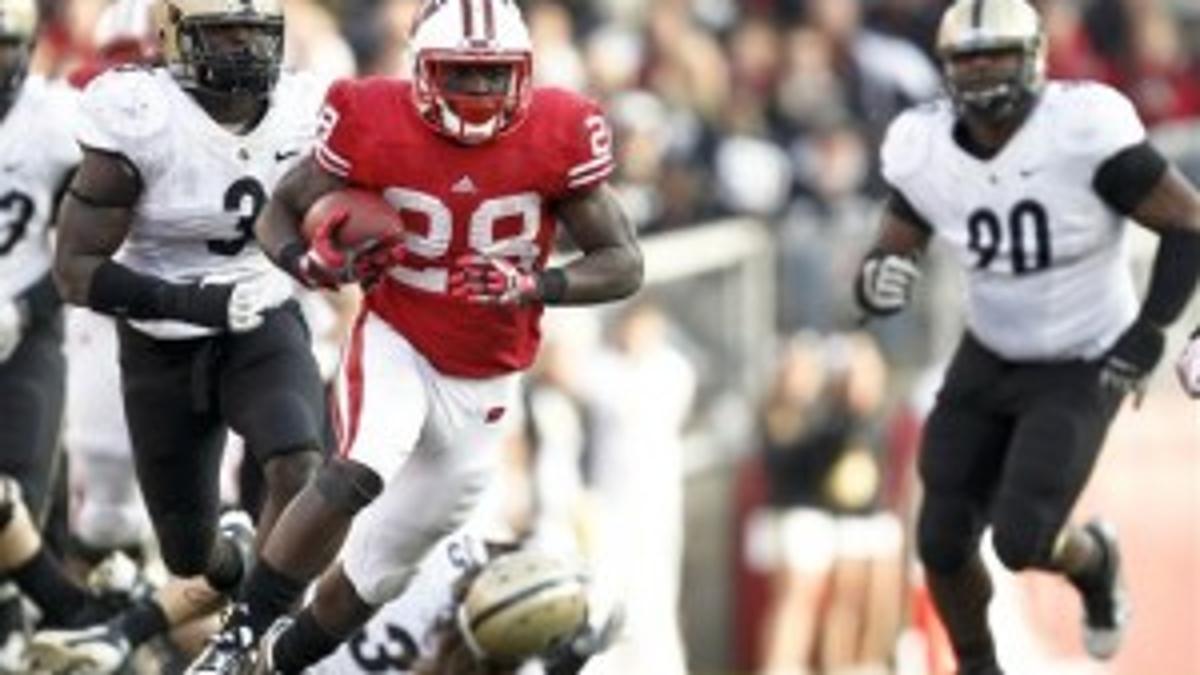 No 19 Wisconsin Bounces Back To Beat Purdue 62 17 Sports