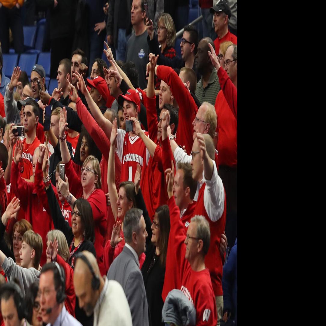 Badger Men S Basketball Wisconsin Sells Out Sweet 16 Ticket