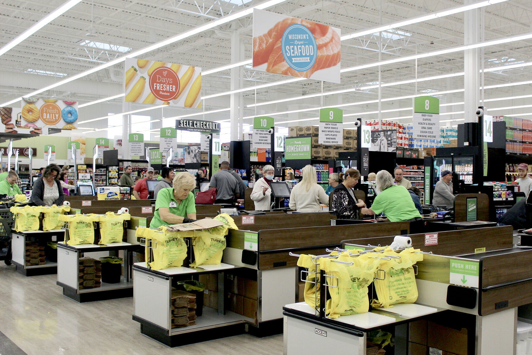 Pumped about this new grocery store Festival Foods opens in