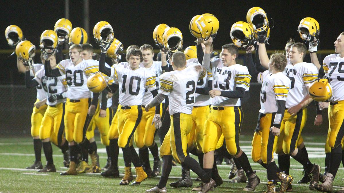 Photos Cadott football at Eau Claire Regis 101316