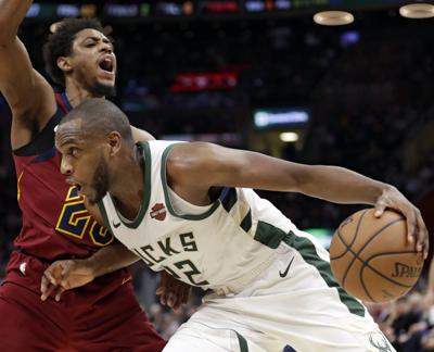 Minus Giannis Antetokounmpo Bucks Fall On Road To Lowly Cavaliers - bucks photo