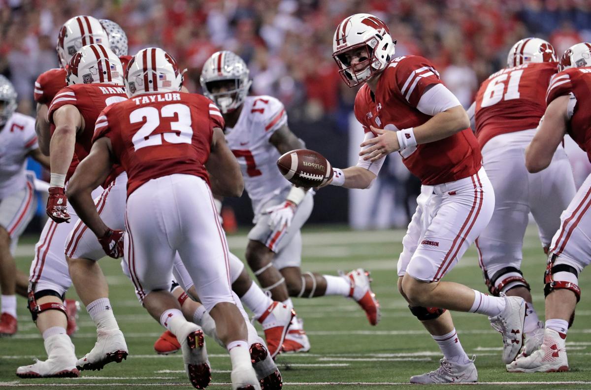 Badgers Football Alex Hornibrook S Impressive Record Can T Keep