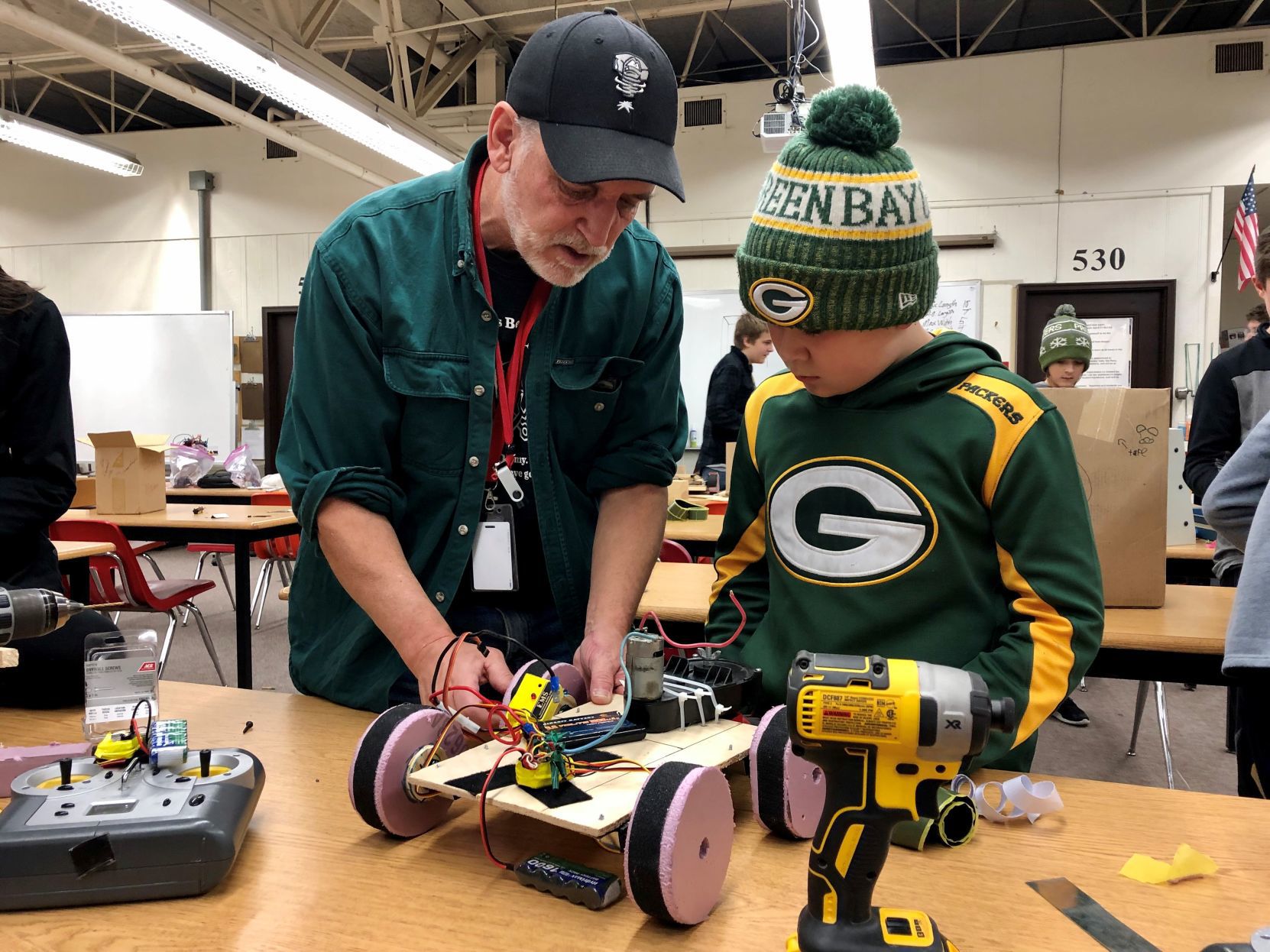 Chippewa Falls Middle School robotics class prepares kids for a