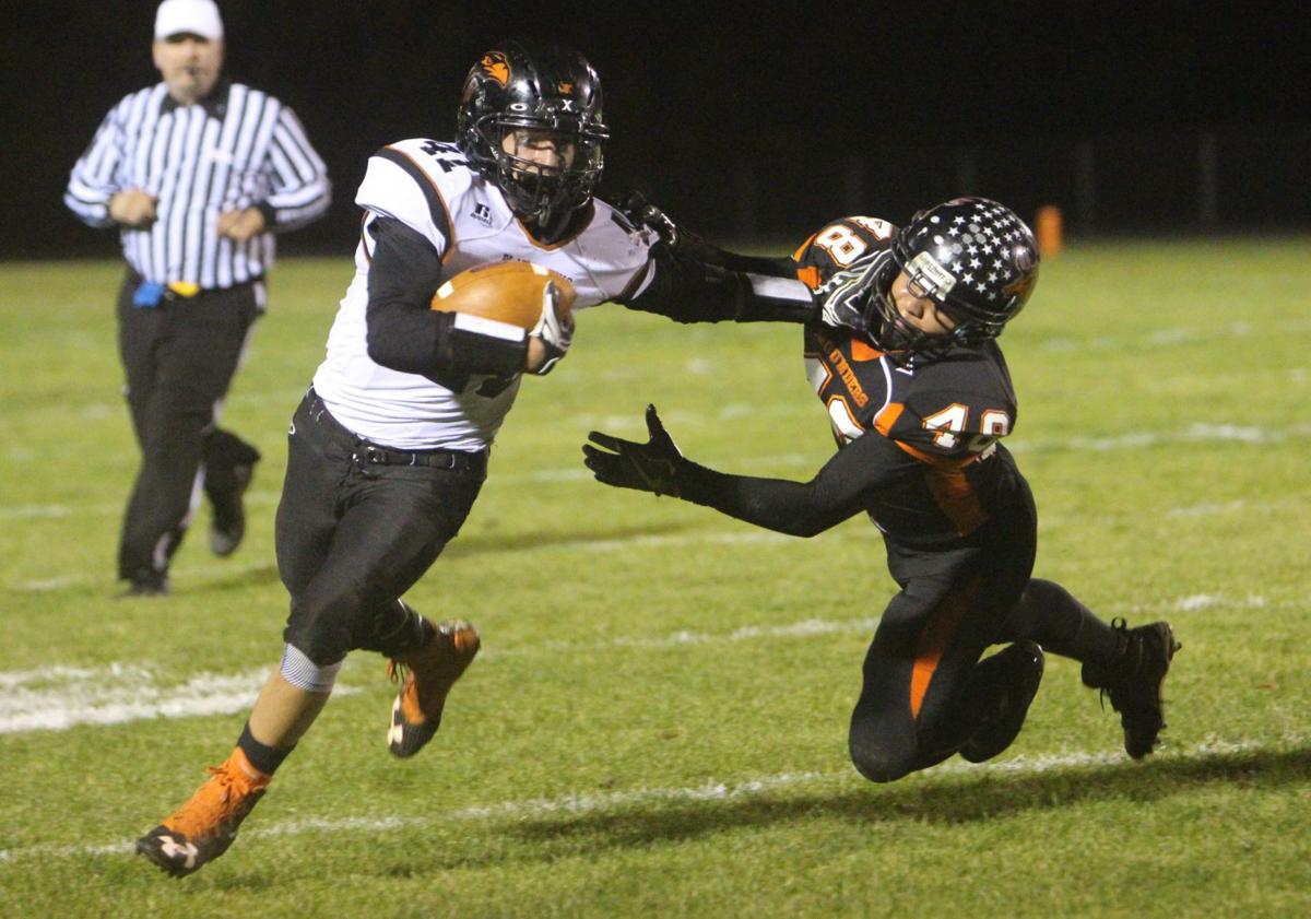 Bloomer football edged by Elk Mound Highschool