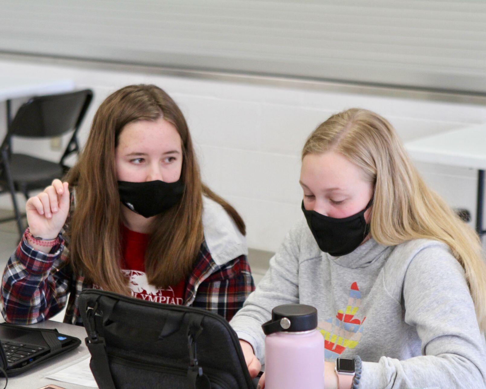 Boyceville HS and MS Science Olympiad each earn 11 medals at Badger Invite