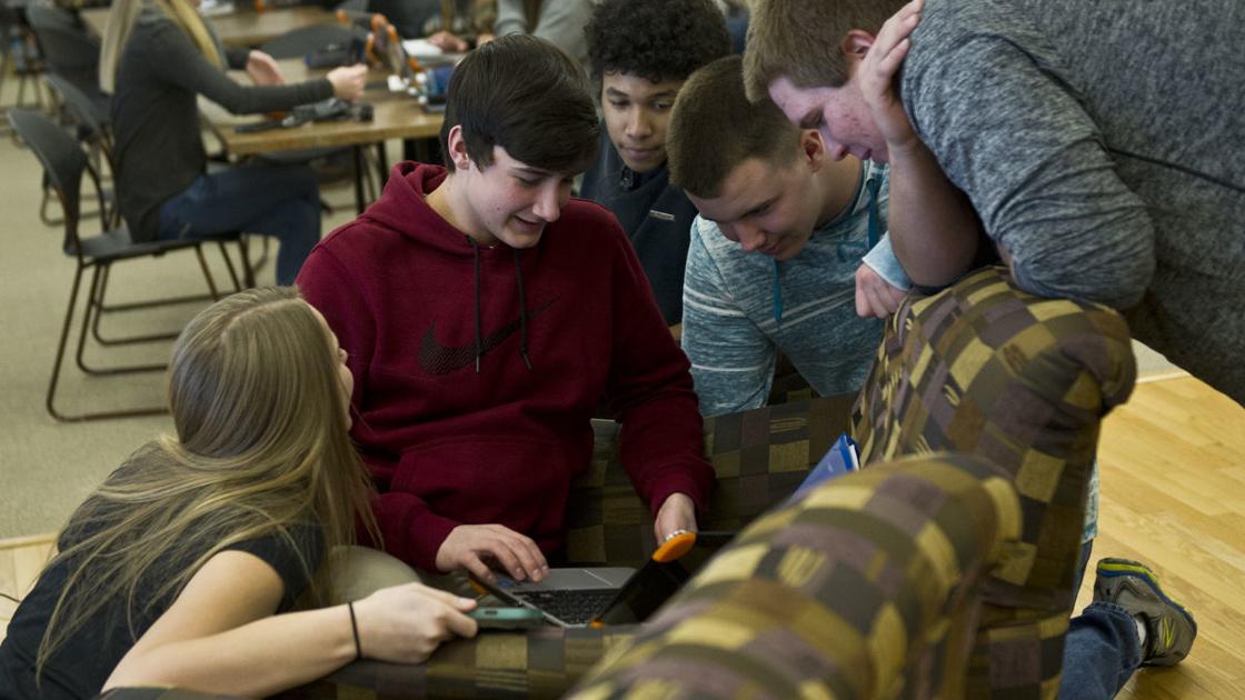 Reshaping Chippewa Valley Education Local School Districts Embrace Technology But Don T Abandon Traditional Systems Business Report Chippewa Com