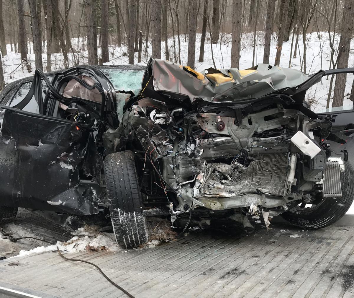 Names released in crash of sheriff's squad Local