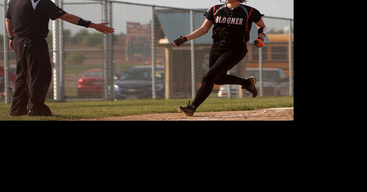 Bloomer softball hands Thorp first loss of season