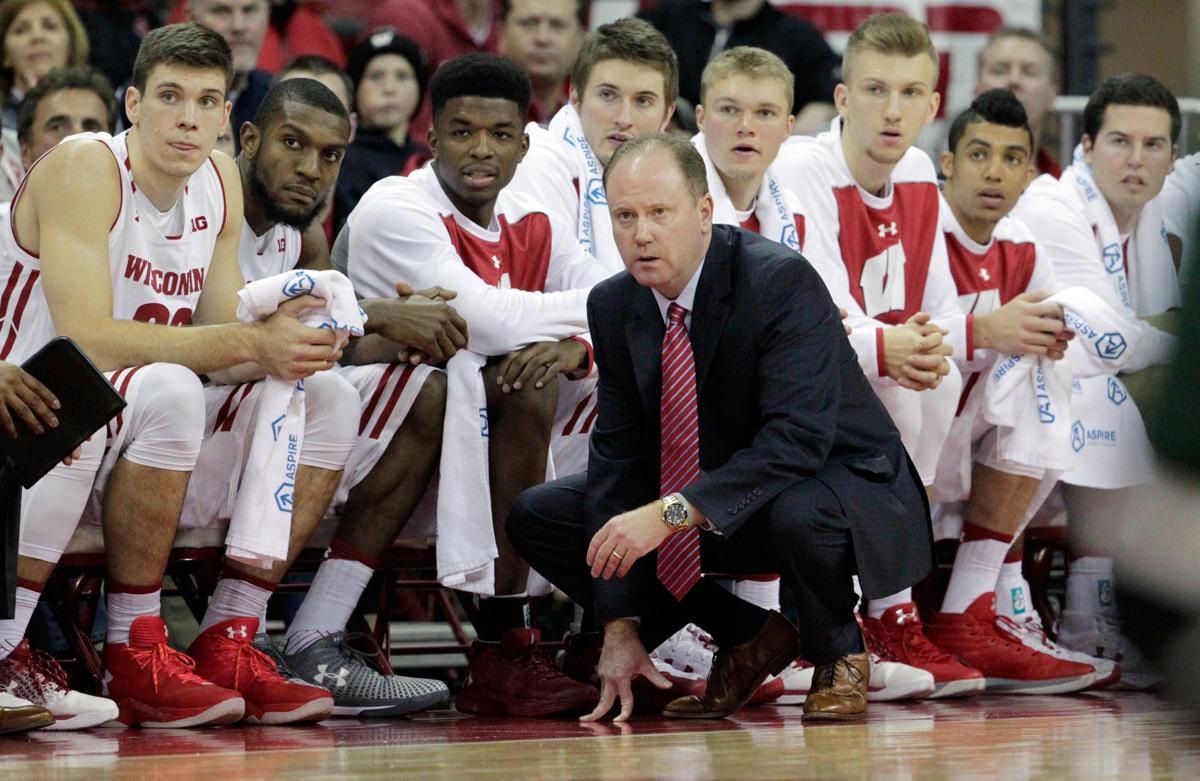 Badgers Men S Basketball Preview Tennessee Vs Wisconsin In Maui