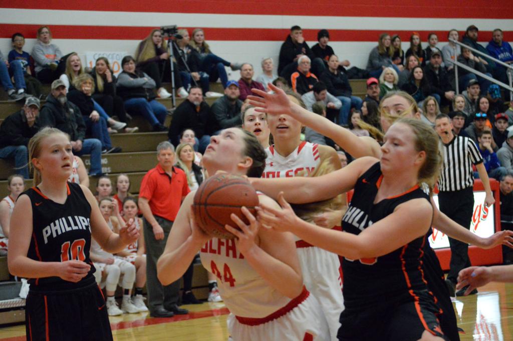 Prep Girls Basketball Roundup Colfax Defeats Phillips To Win Division 4 Regional Title Sports Chippewa Com